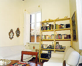 Sitting room, seen from the side